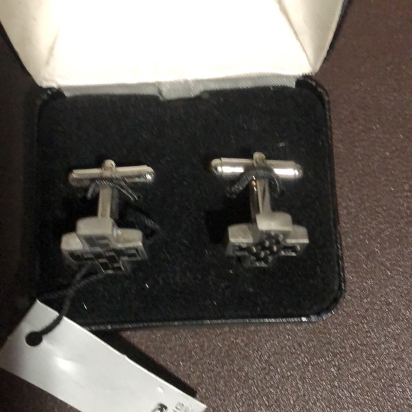 Y2K Vintage Stainless steel cross cuff links - Picture 3 of 6